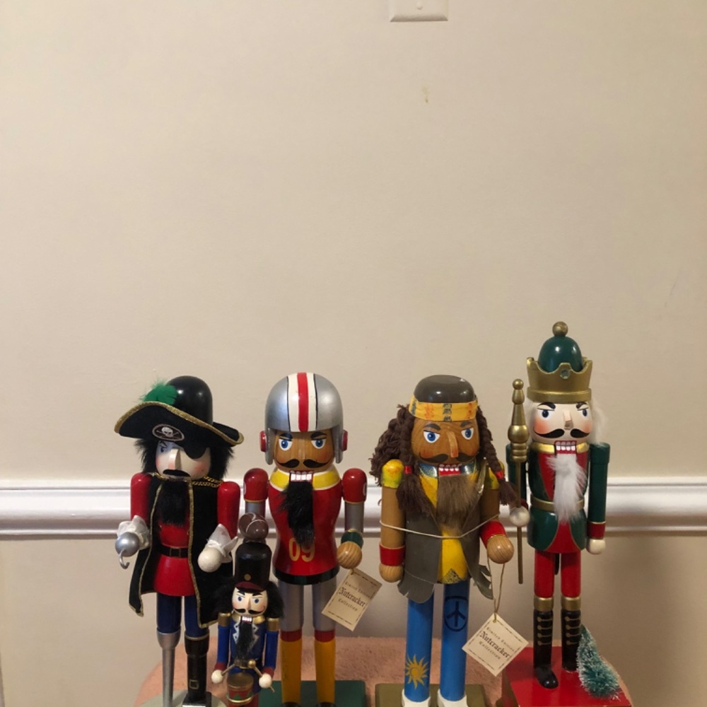 Nutcracker - Picture 4 of 6